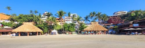 Playa la Madera Apartment | Vista Bahia Zihua