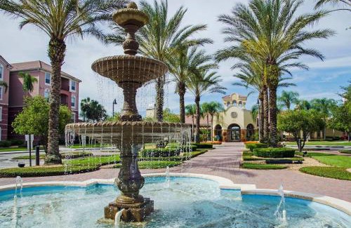 Florida Central Atlantic Coast Apartment | Vista Cay Getaway Luxury Condo by Universal Orlando Rental