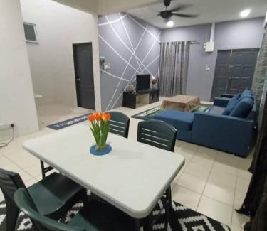 Miri House | Vista Cozy Homestay