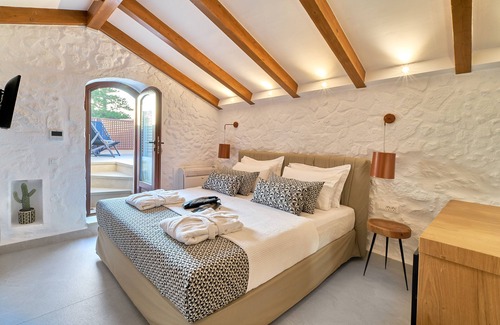 Old Town Rethymnon House | vista del porto luxury suites (port)