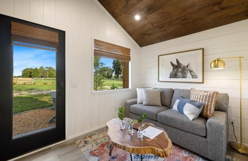 Lake City House | Vista Verde Farm Retreat - Stylish Cabins Nearby Springs