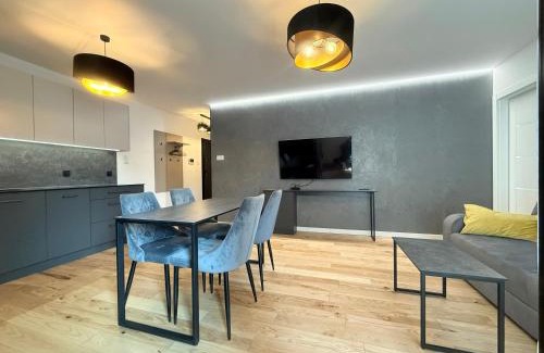 City Centre Apartment | Vistula Avenue Apartment free Parking, Swimming Pool, Sauna & Gym