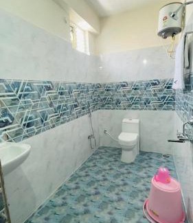Kukatpally Housing Board Colony Apartment | Viswanadhuni's Antilia Comfort Stay Inn 3BHK