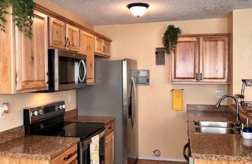 Southeast Colorado Springs Apartment | Vita Lux Domain