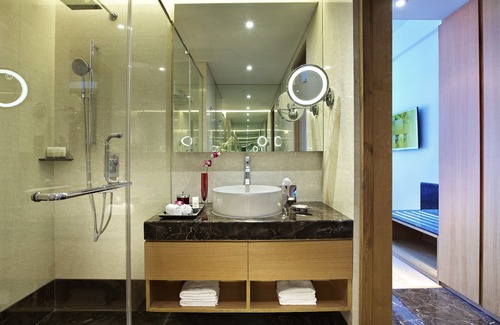Sholinganallur Hotel | Vivanta Chennai IT Expressway