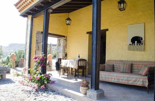 San Bartolome de Tirajana House | Vivelorural casa en Valle de Chira con piscina
