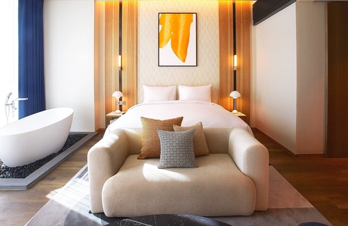 Nonhyeon-dong Hotel | voco Seoul Gangnam by IHG