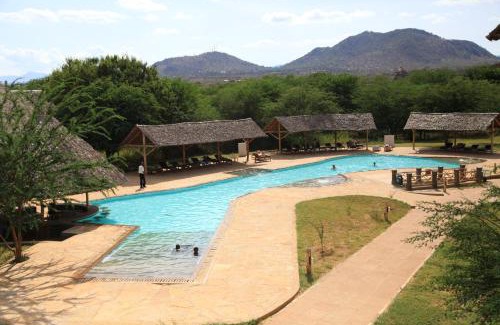 Voi Cabin | Voi Wildlife Lodge