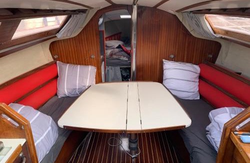 Boulogne-sur-Mer Boat Rental | Voilier Rush Régate Capobar