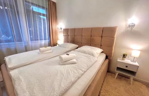 Crimmitschau Apartment | Vollausgestatte Ferienwohnung für 5 Personen