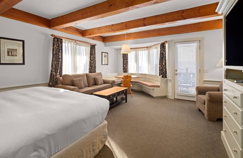 Moscow Cabin | von Trapp Family Lodge & Resort