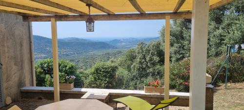Lama House | Vos vacances à Lama France Corse