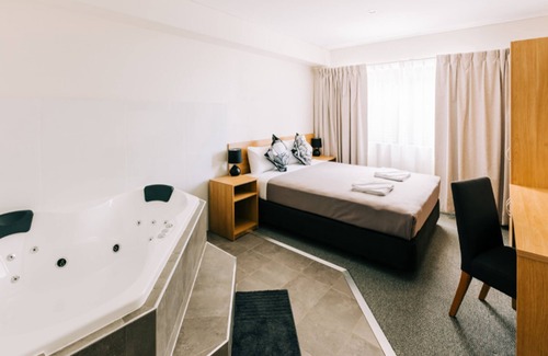 Minchinbury Hotel | Voyager Motel