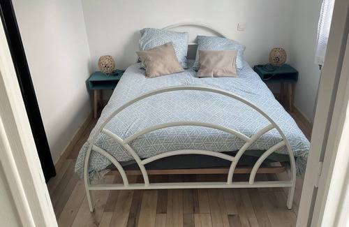 Charbonnieres-les-Varennes House | Vrbo Property