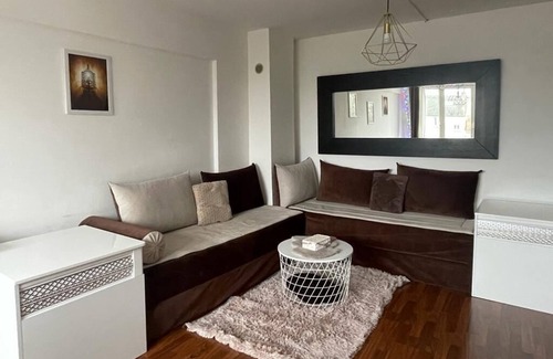 Saint-Jacques-de-la-Lande Apartment | Vrbo Property