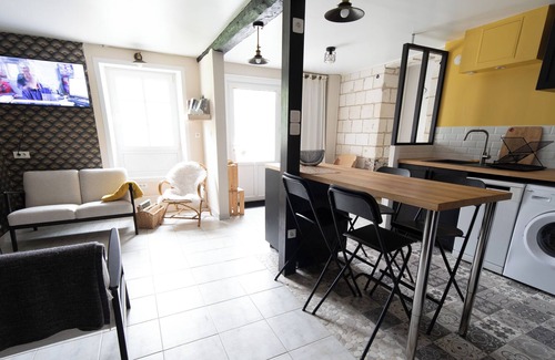 Athies Bed & Breakfast | Vrbo Property