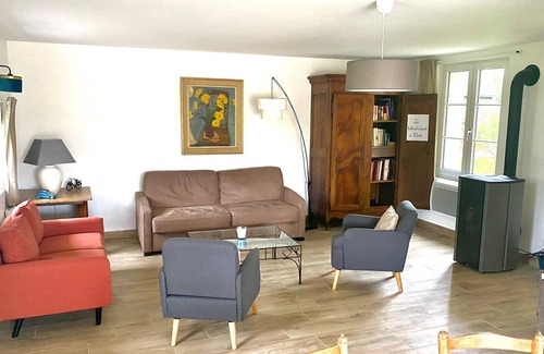 Saint-Mard House | Vrbo Property