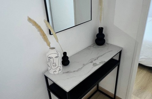Faubourg Saint-Jacques Apartment | Vrbo Property