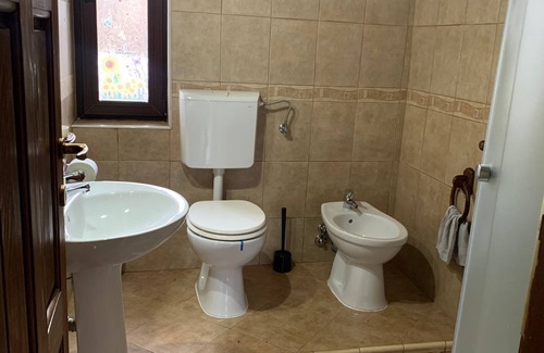 Sebes Cabin | Vrbo Property