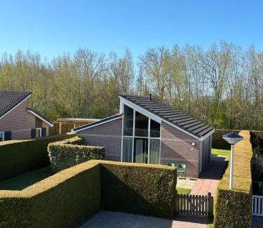 Tzummarum House | Vrijstaande en knusse vakantiewoning in Tzummarum
