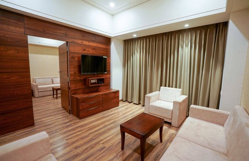 Akola Hotel | VS Imperial