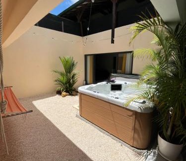 Riviere-Pilote House | VT cottage