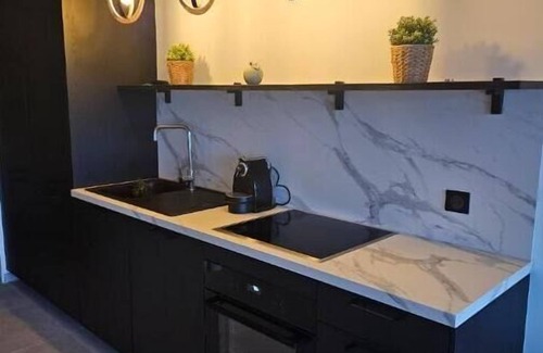 Mont Boron Apartment | Vue mer Incroyable, Appartement Entièrement Rénové Avec Piscine et Garage