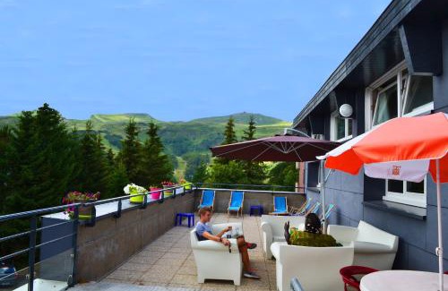 Besse-et-Saint-Anastaise Resort | VVF Super-Besse Auvergne Sancy