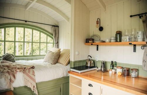 Susiec Cabin | Wóz Działy