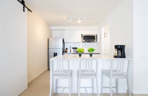 San Francisco Apartment | w* | Functionalist 1BR in San Francisco