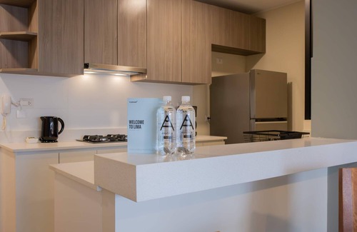 Miraflores Apartment | w Modern 2BR w Scenic Balcony Close to Kennedy Park