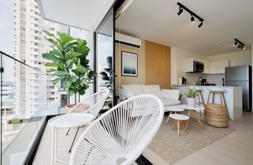 Northern Province Apartment | w* | Prestigious 1BR in San Francisco
