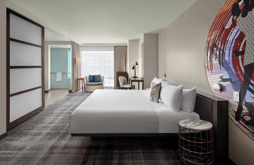 Entertainment District Hotel | W Scottsdale