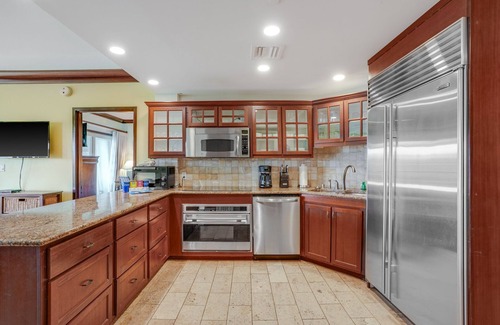 Wailua Condo | Waipouli Beach Resort C402 Top Floor 2 Bedroom Ocean & Pool View Suite with AC!