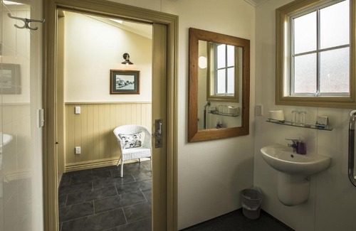 Kurow Cabin | Waitaki Braids