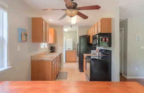 Draper House | Wake and Lake-Waterfront home at the headwaters of Claytor Lake