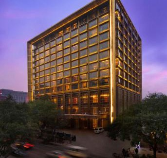 Wangfujing Shopping Area Hotel | Waldorf Astoria Beijing