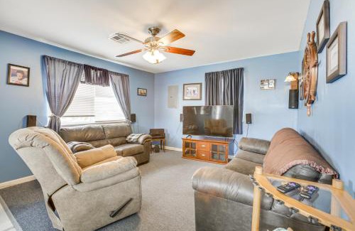 Delacroix Apartment | Walk to Bayou Home with Patio in Delacroix!