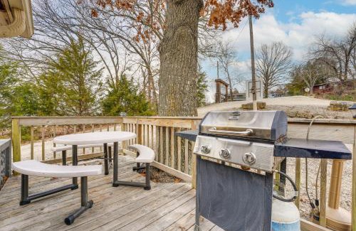 Cape Fair Apartment | Walk to Lake and Trails Cape Fair Retreat with Grill!