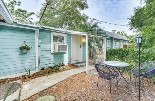 Dixieland Apartment | Walk to Lake Hunter Cozy Pet-Friendly Studio!