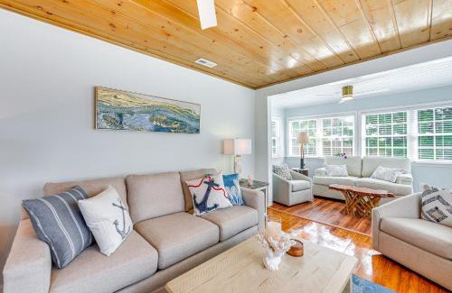 Atlantic Beach House | Walk to Ocean Pearl Cottage in Atlantic Beach