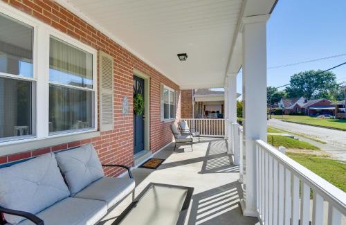 Huntington House | Walk to Ritter Park Renovated Home Near Marshall!
