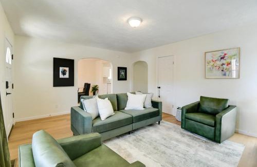 Huntington House | Walk to Ritter Park Renovated Home Near Marshall!