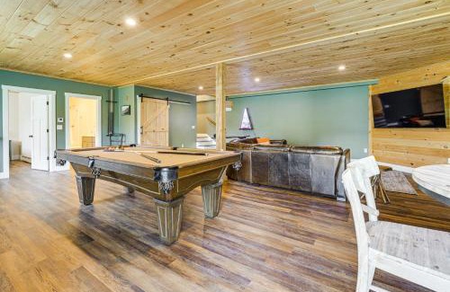 Sebago House | Walk to Sebago Town Beach Luxe Townhome with Grill
