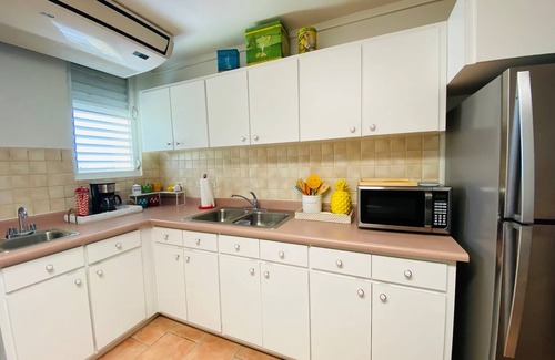 El Combate Condo | Walk-up penthouse w/breathtaking views, WiFi, A/C, free laundry, sleeps 6