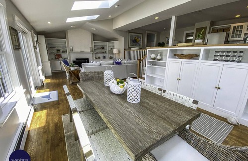 Katama House | Walking distance to downtown Edgartown w Heated Pool and Guest House!