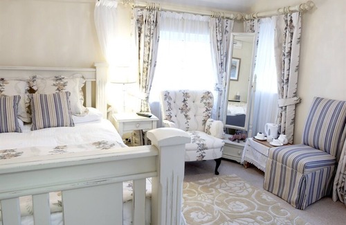Acton Bridge House | Wall Hill Farm Guest House
