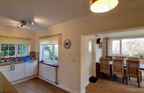 East Runton Cottage | Walma has become a firm favourite with holidaymakers , a perfect retreat for family and friends.