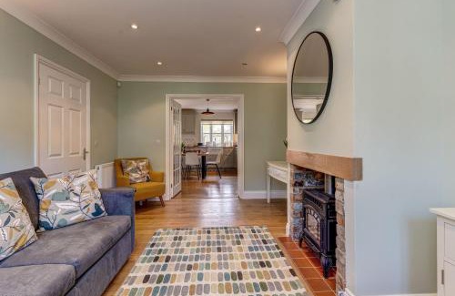 Evenley House | Walnut Cottage