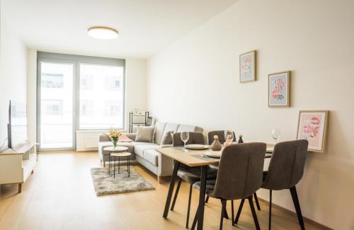 Prague 5 Apartment | Waltrovka One bed room apartment